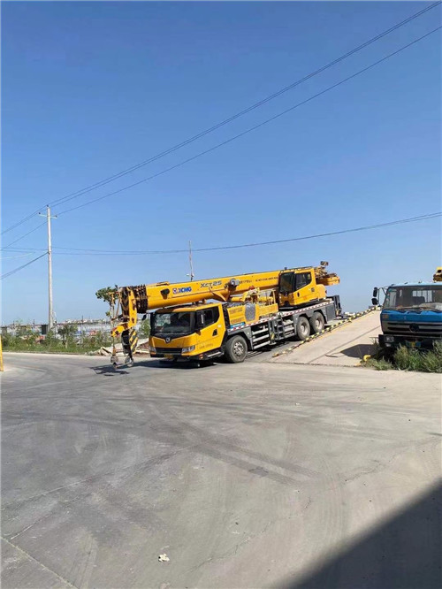 曲沃县吊车作业时，可能会产生哪些额外收费项目？